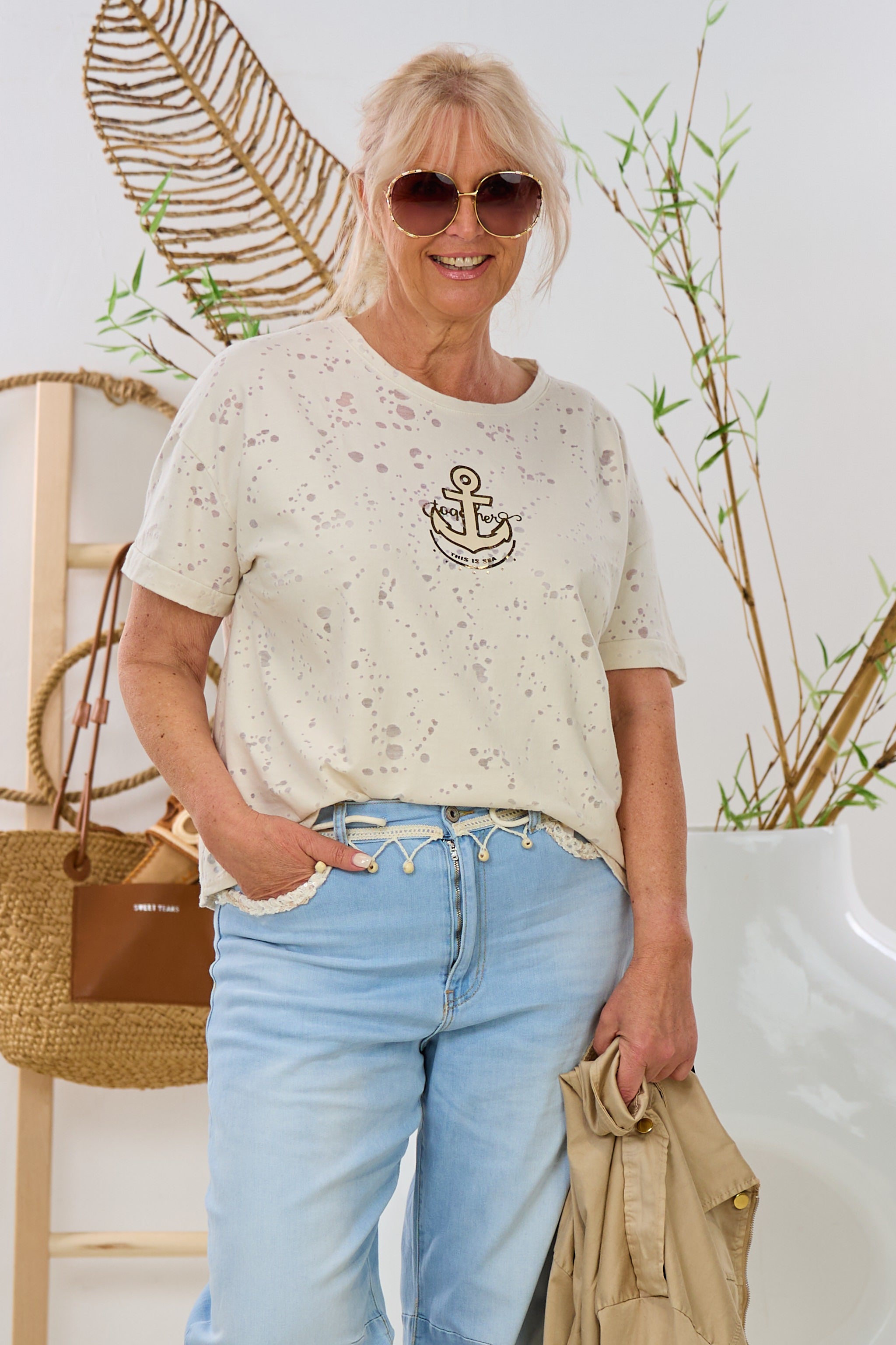 Leichtes T-Shirt mit Ankermotiv, beige