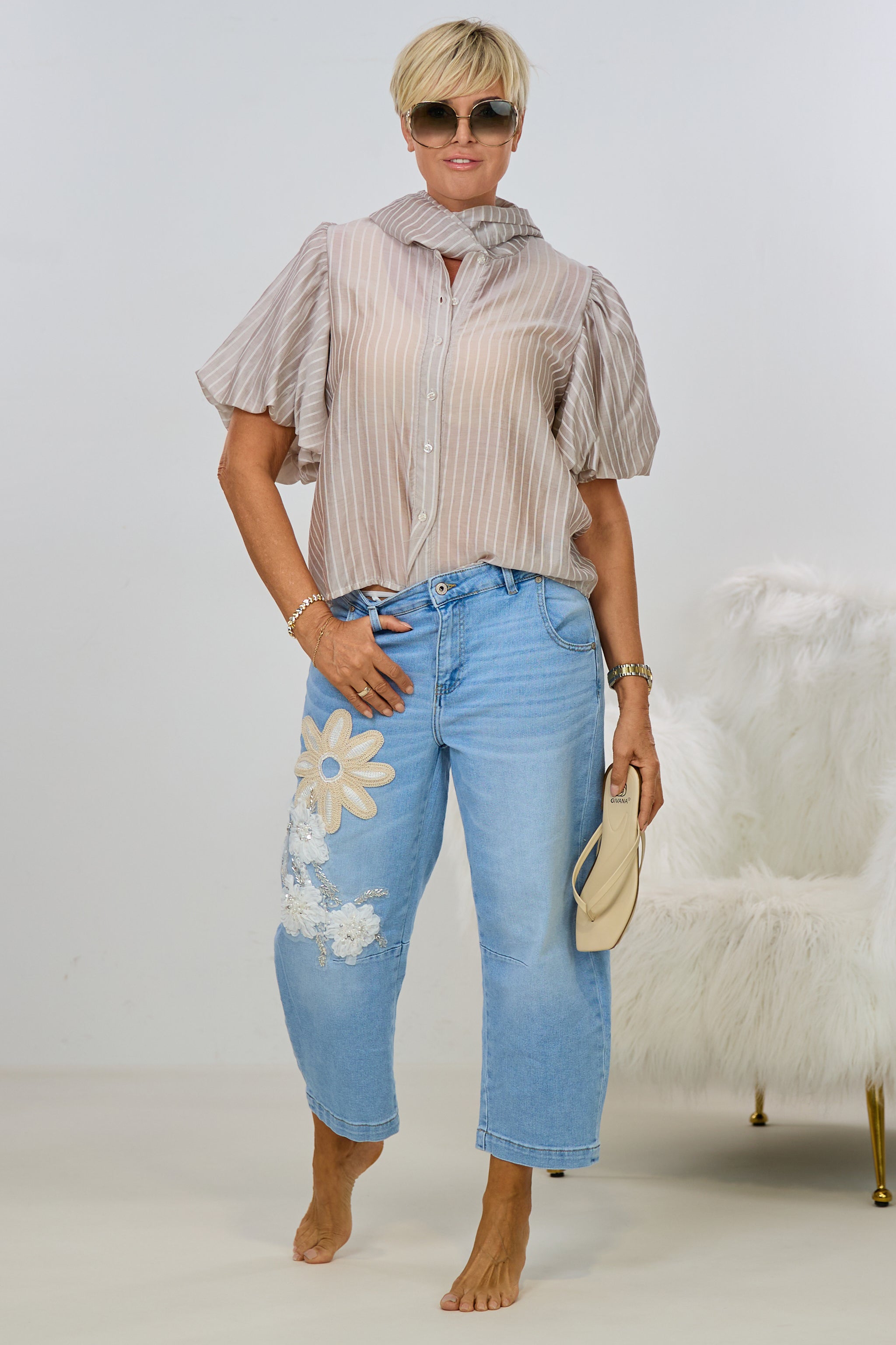 Getreifte Bluse mit Puffärmeln und Schleife, beige-weiß