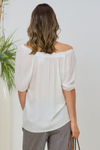 Bluse mit Carmenausschnitt, weiß
