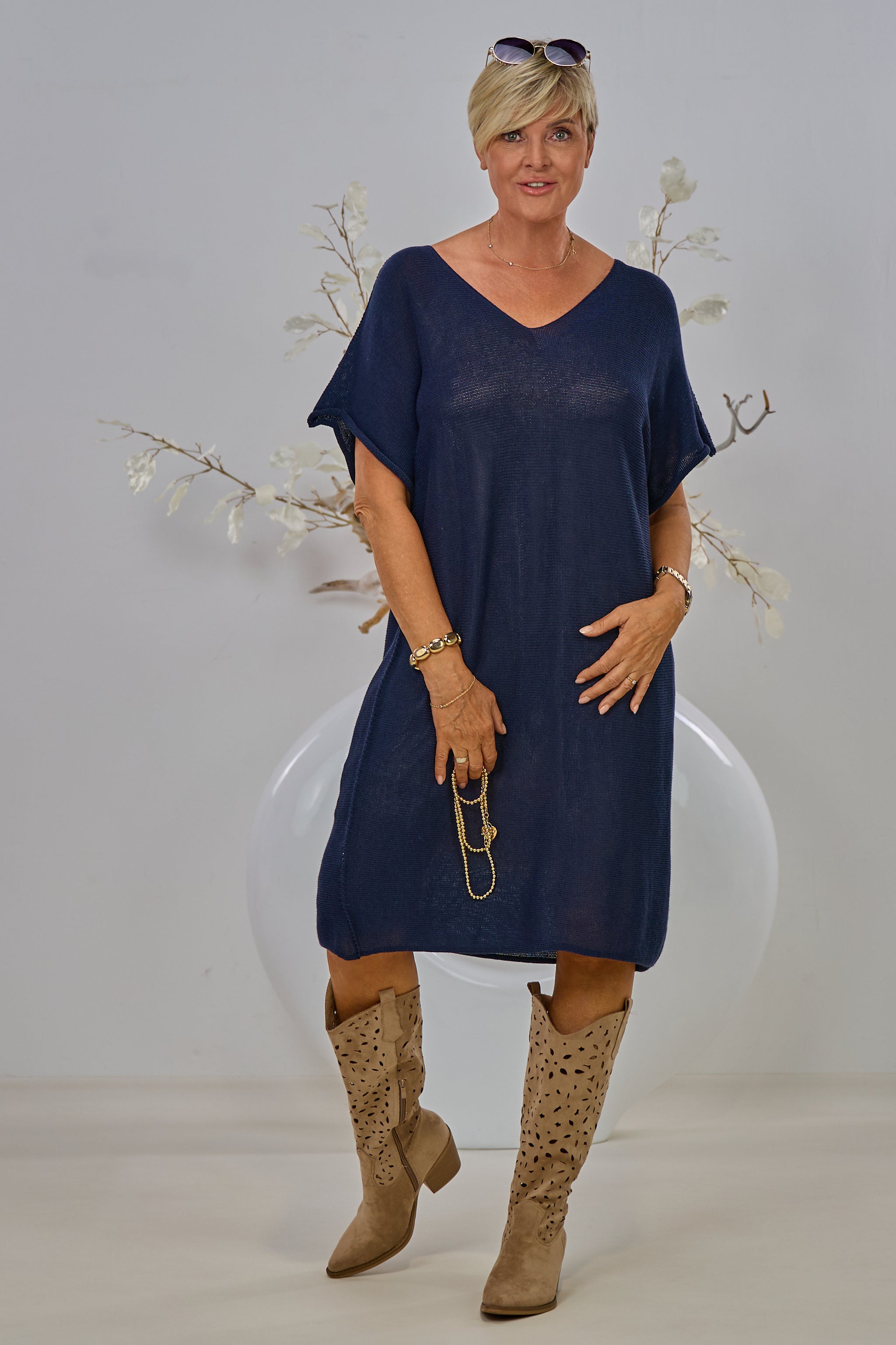 halblanges Strickkleid quergestrickt, marine blau