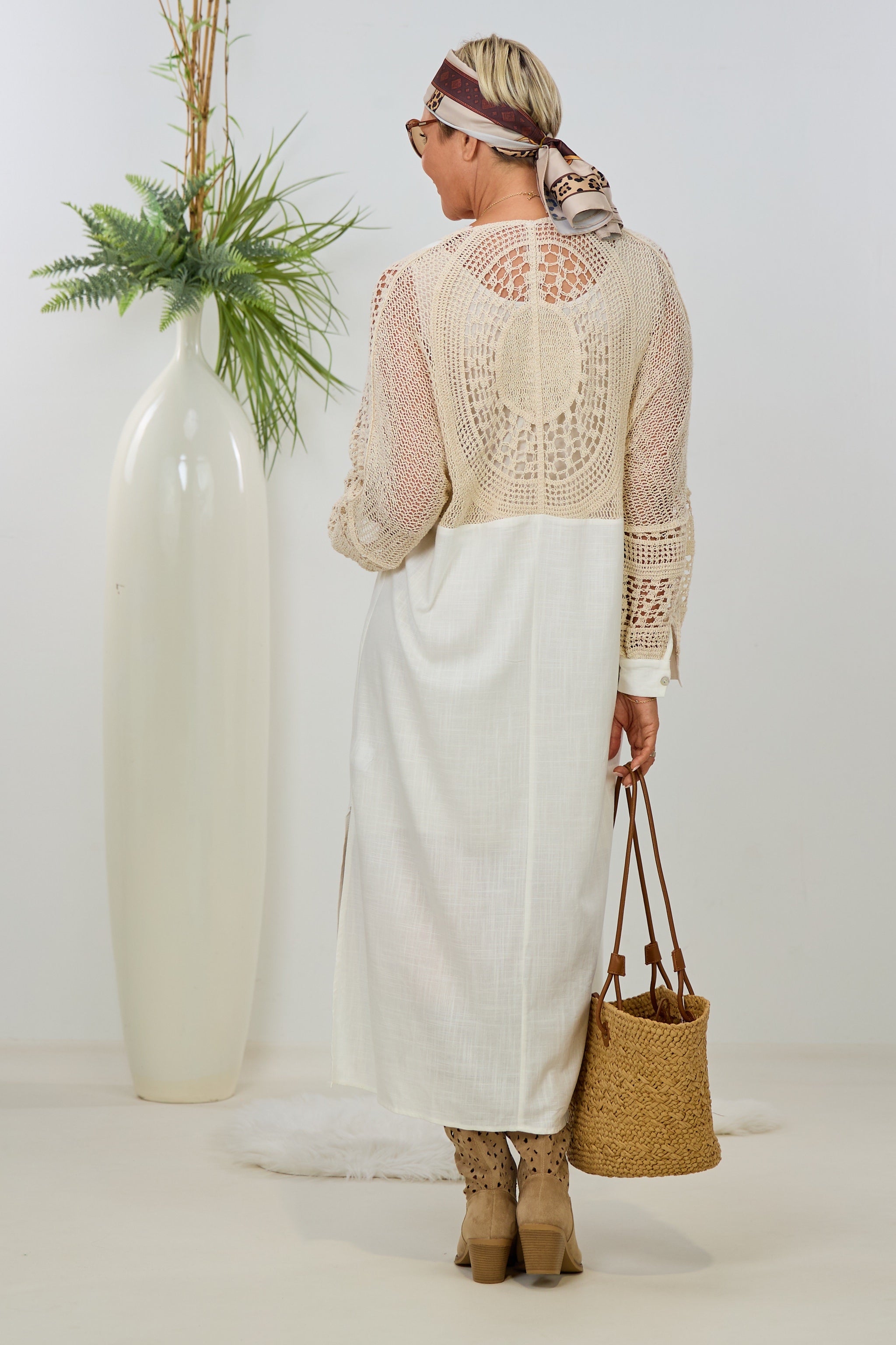Langes Kleid im Boho-Style mit Häkeleinsätzen, ecru-beige