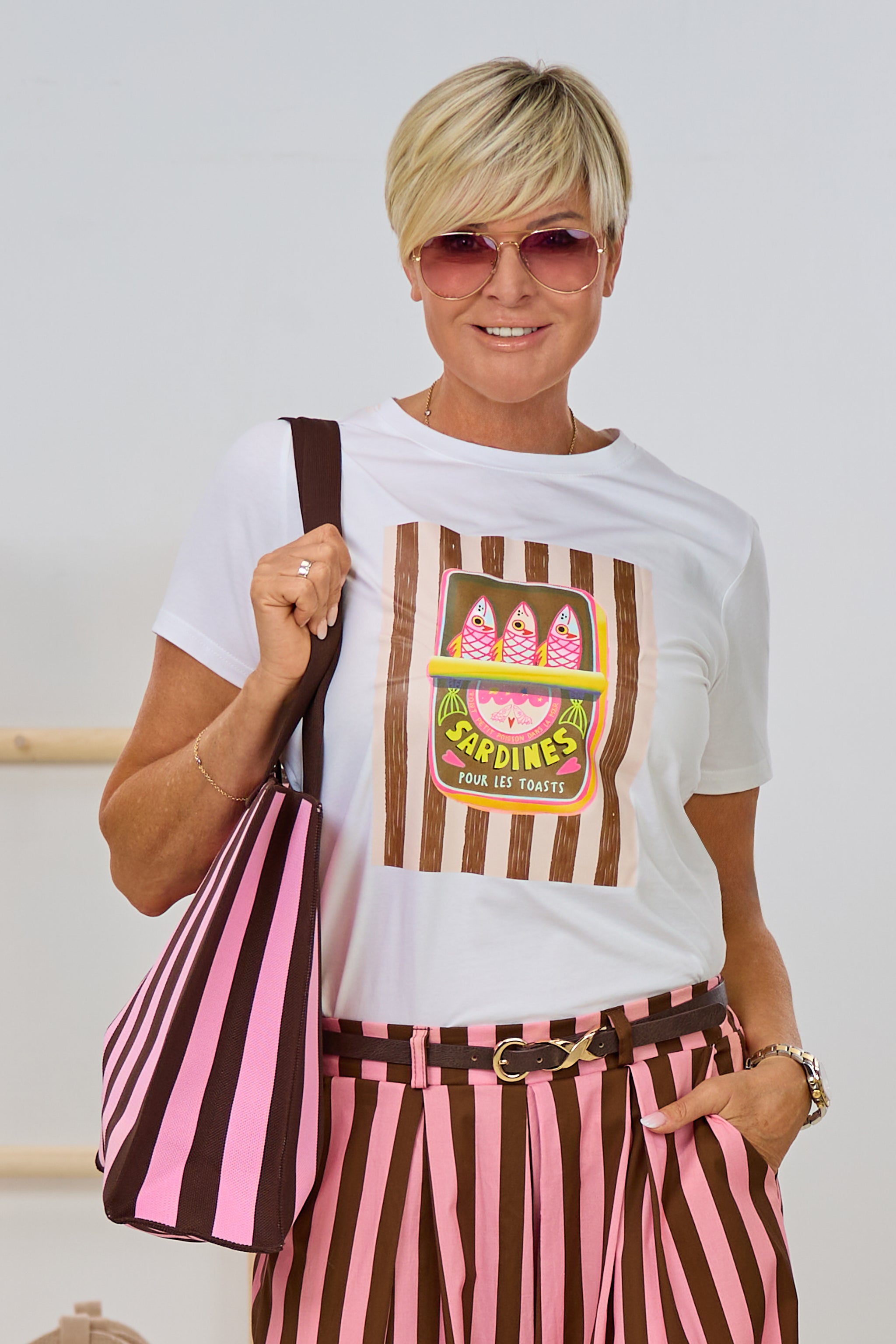 T-Shirt mit Fischmotiv, weiß-braun