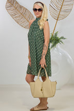 Gepunktetes Neckholder Kleid, grün-ecru