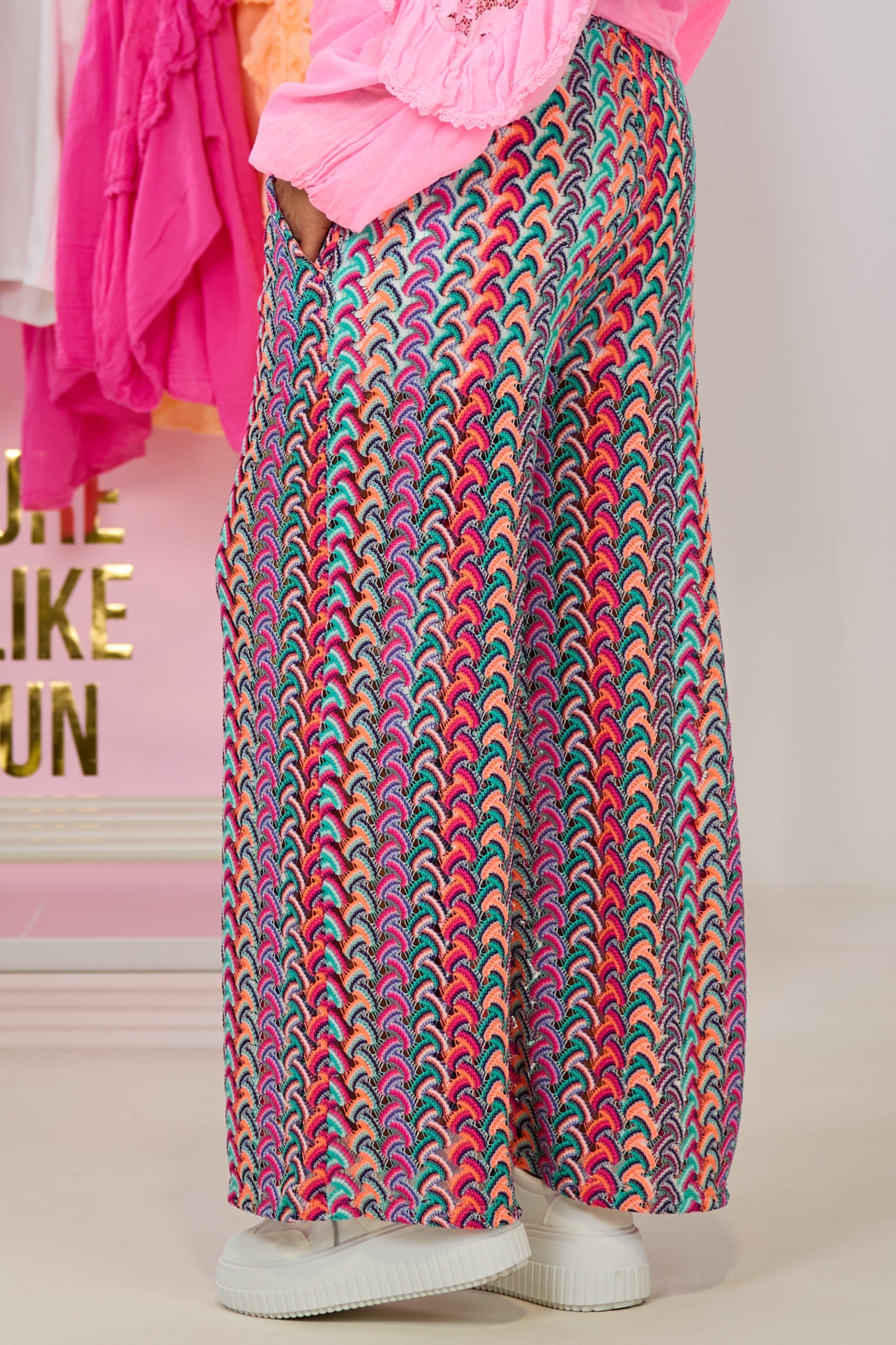 Hose mit Fantasy-Muster, bunt