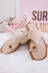 Zehentrenner Schläppchen, beige