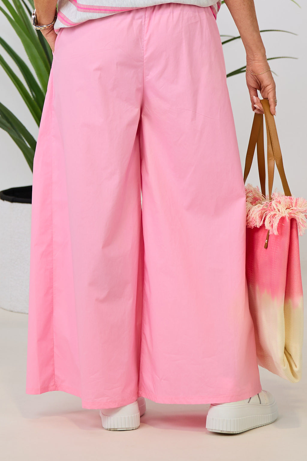 Leichter Hosenrock mit Falten, rosa