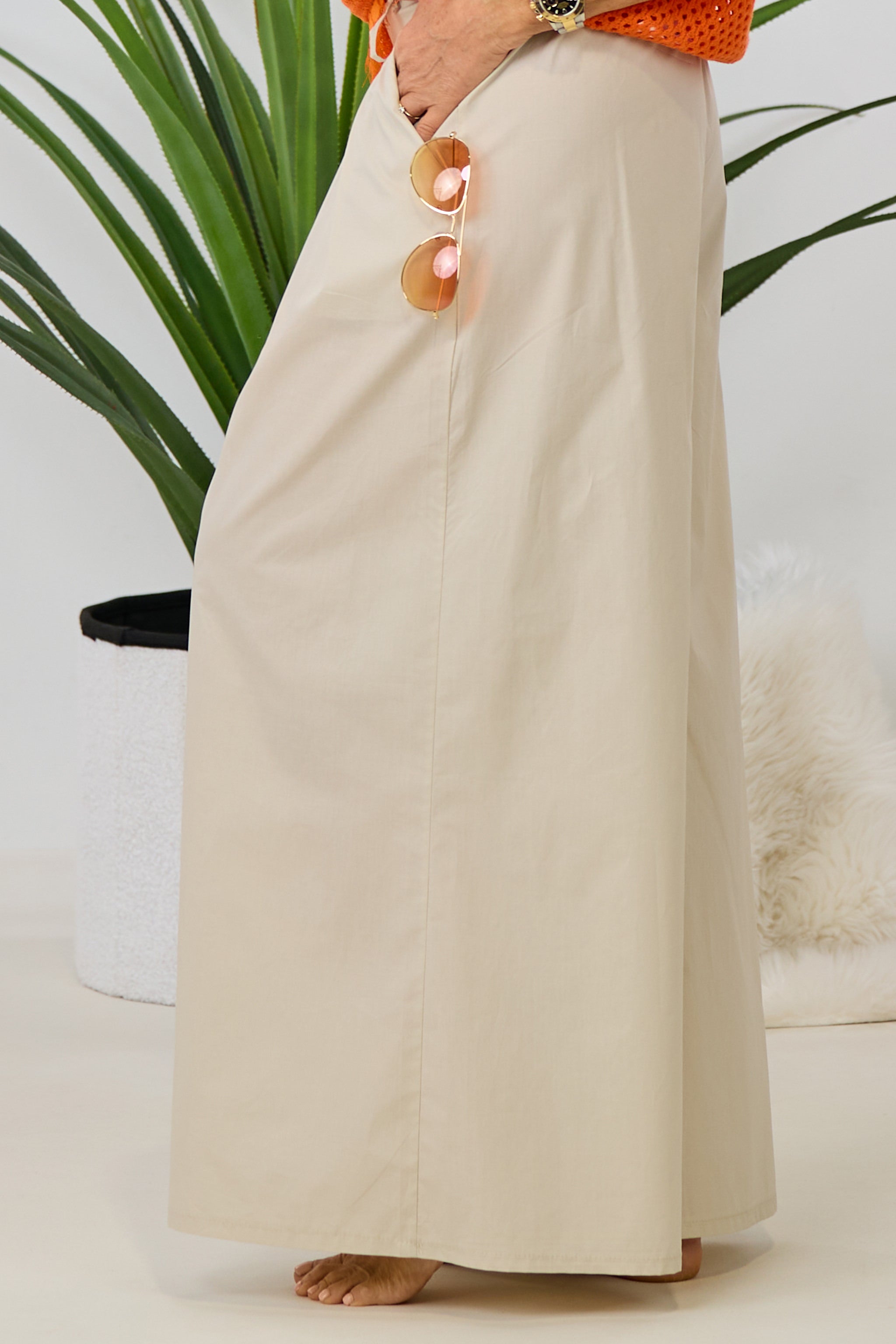 Leichter Hosenrock mit Falten, beige