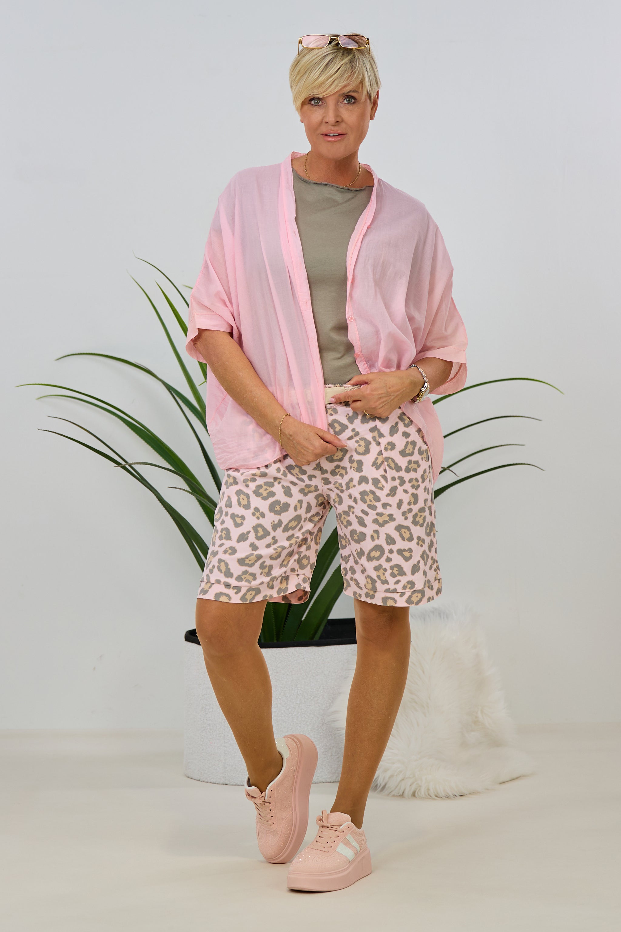 transparente Bluse mit weiten Ärmeln, rosa
