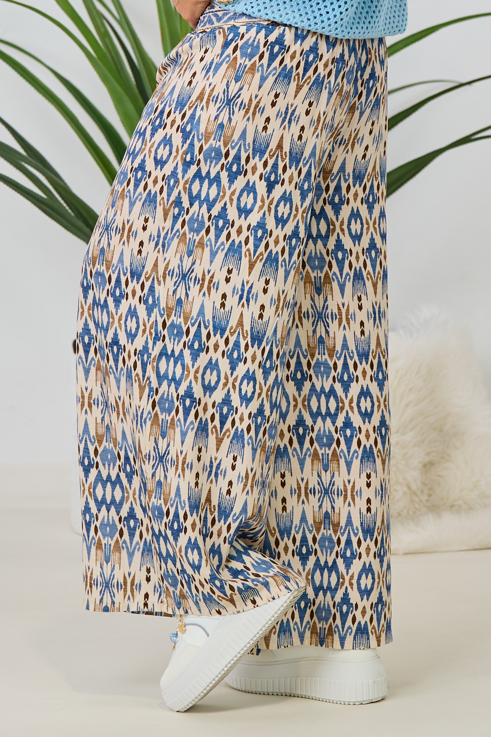 Hosenrock mit gesmoktem Bund, blau-beige