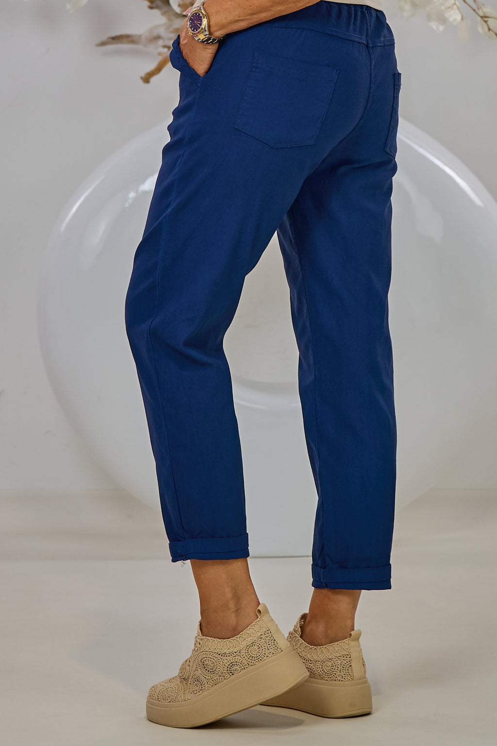 Hose mit Kordel-Gürtel, marineblau-gesprenkelt