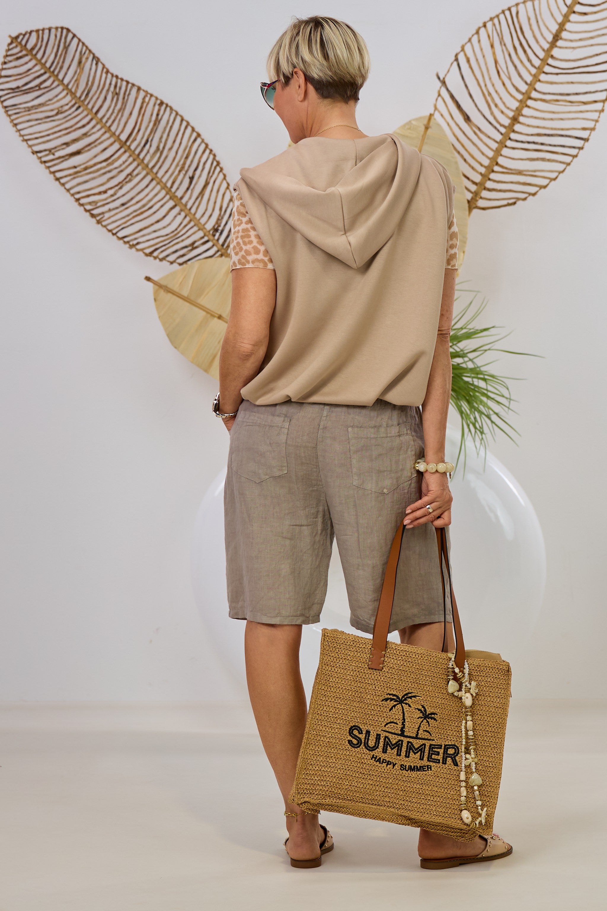 Cozy Weste mit Kapuze im Balloon-Style, beige