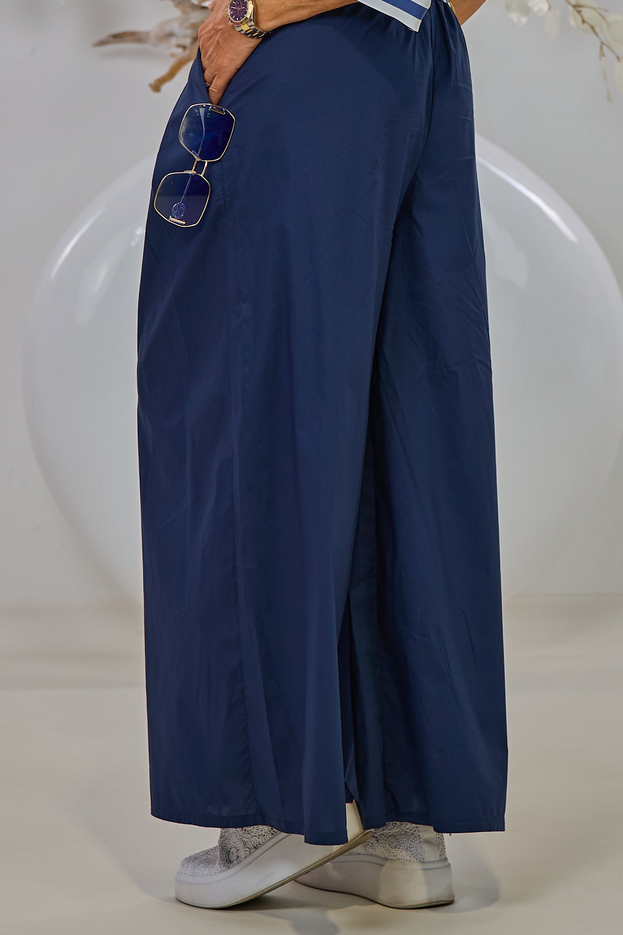 Leichter Hosenrock mit Falten, marineblau