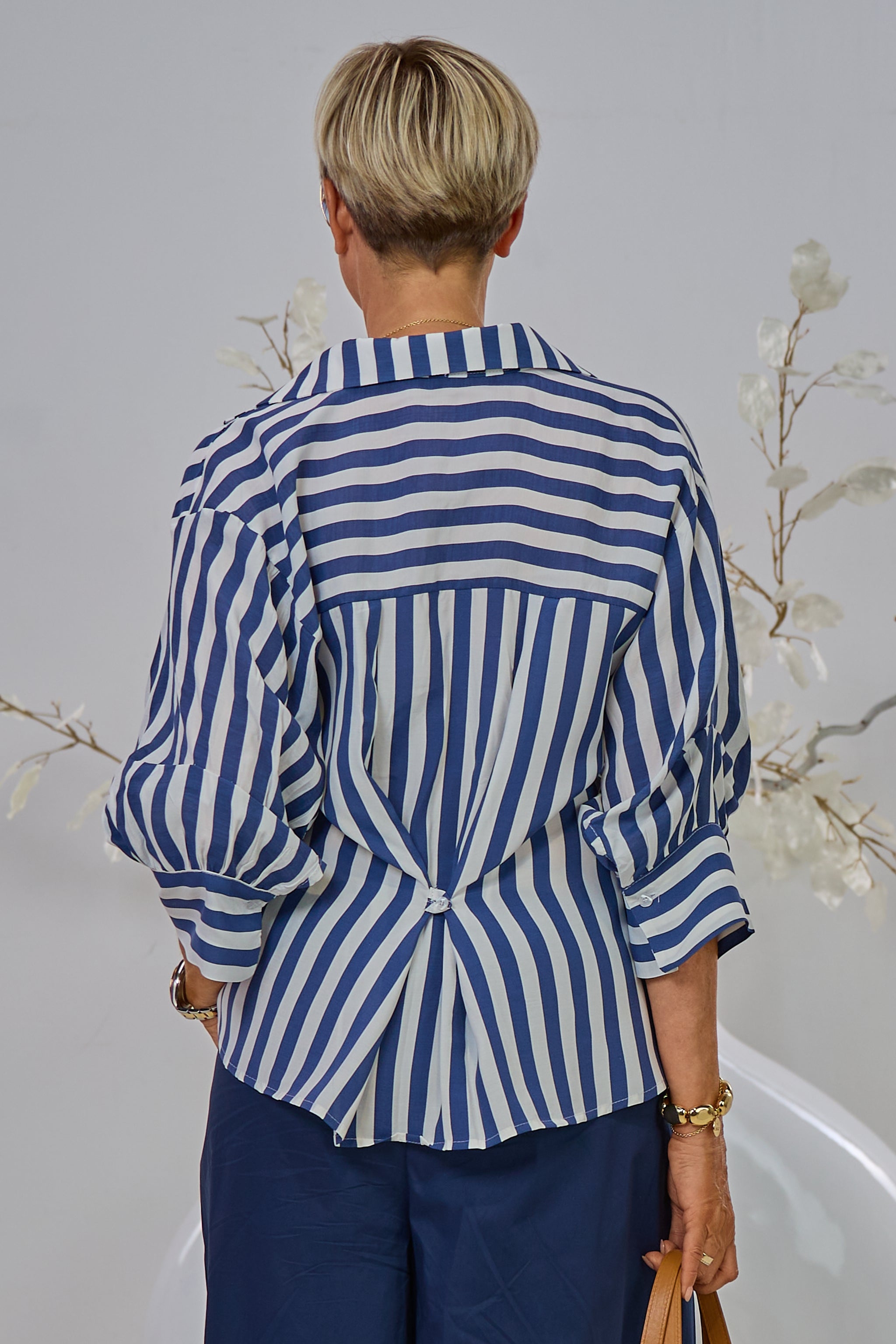 gestreifte Bluse mit gerafften Ärmeln, blau-weiß