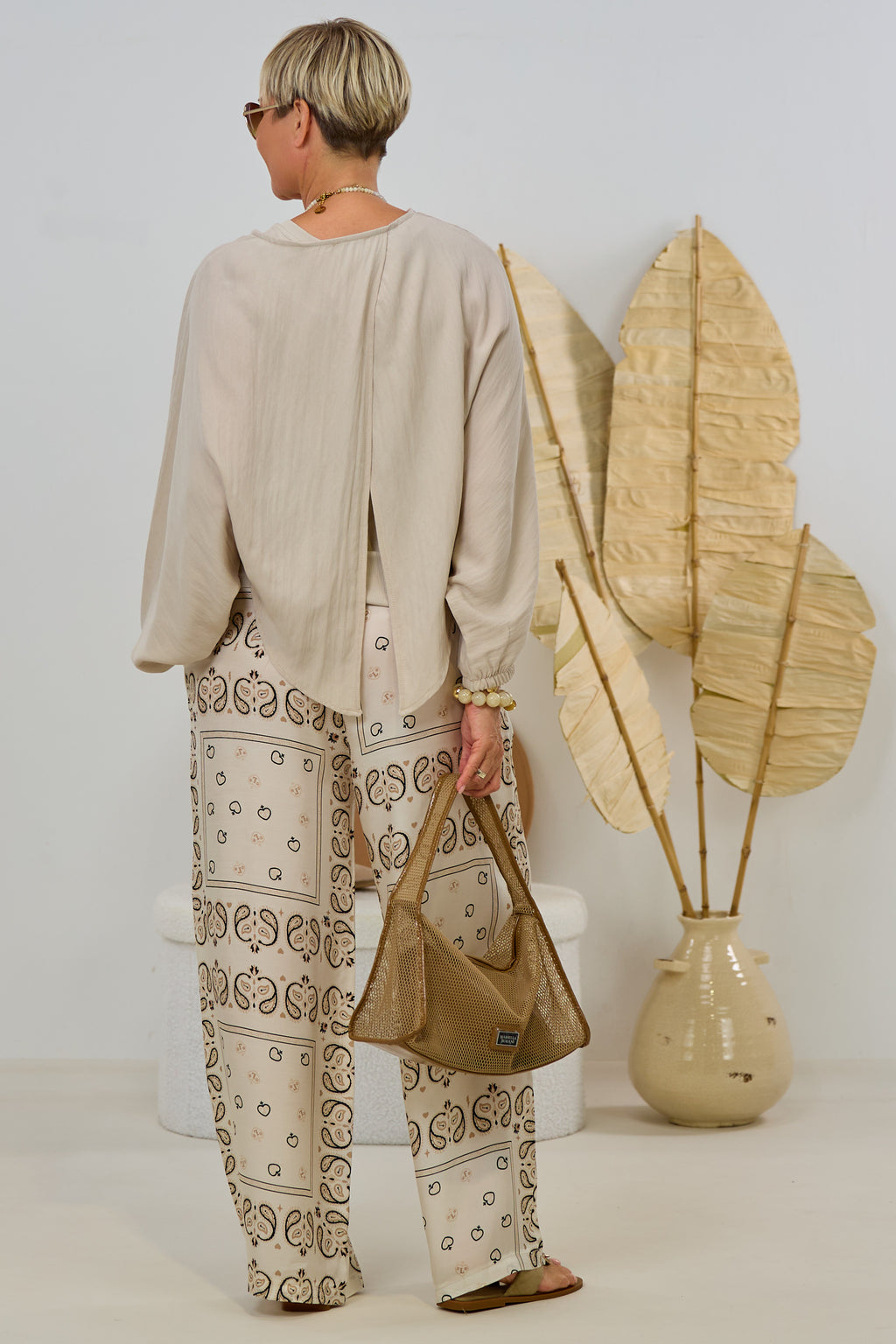 Overlay/Bluse mit langen Ärmeln, beige