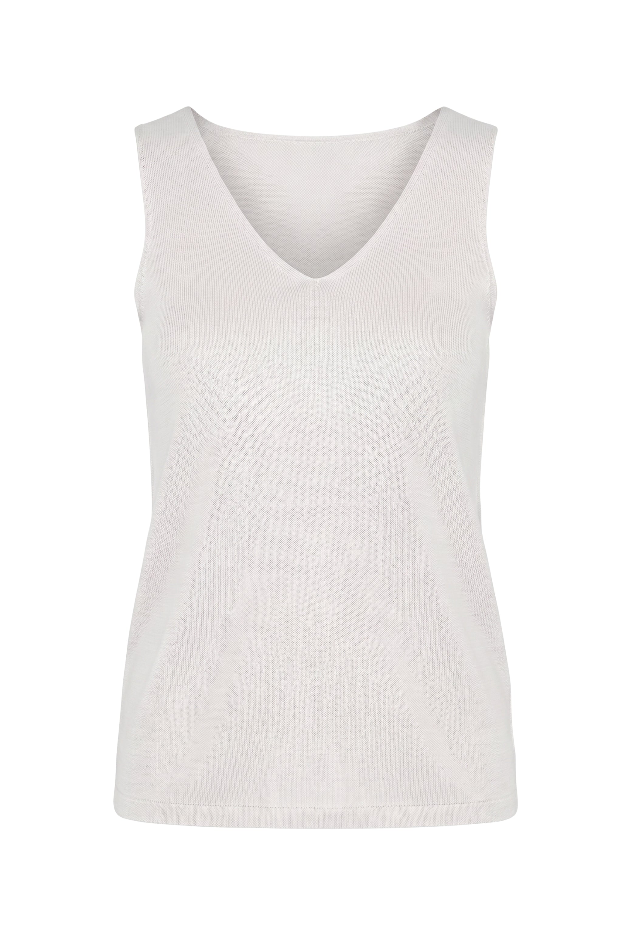 Solid-colored knit top, white