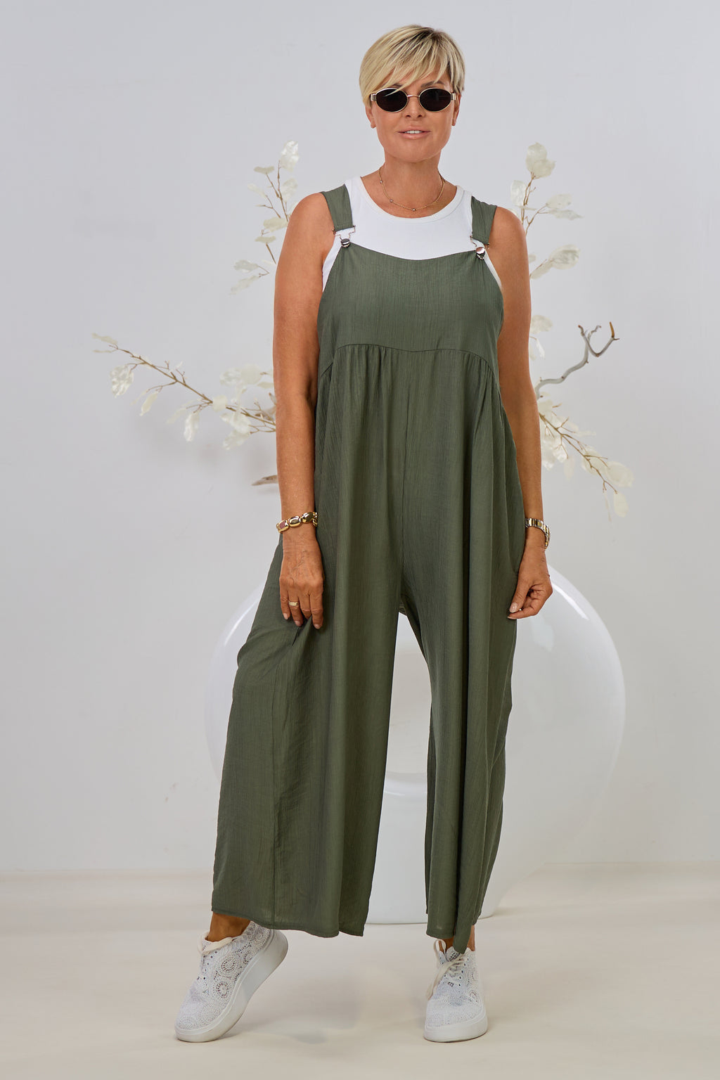 Jumpsuit mit breiten Trägern, khaki