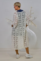 Lange Häkel-Strickjacke, weiß