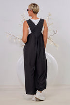 Jumpsuit mit breiten Trägern, schwarz