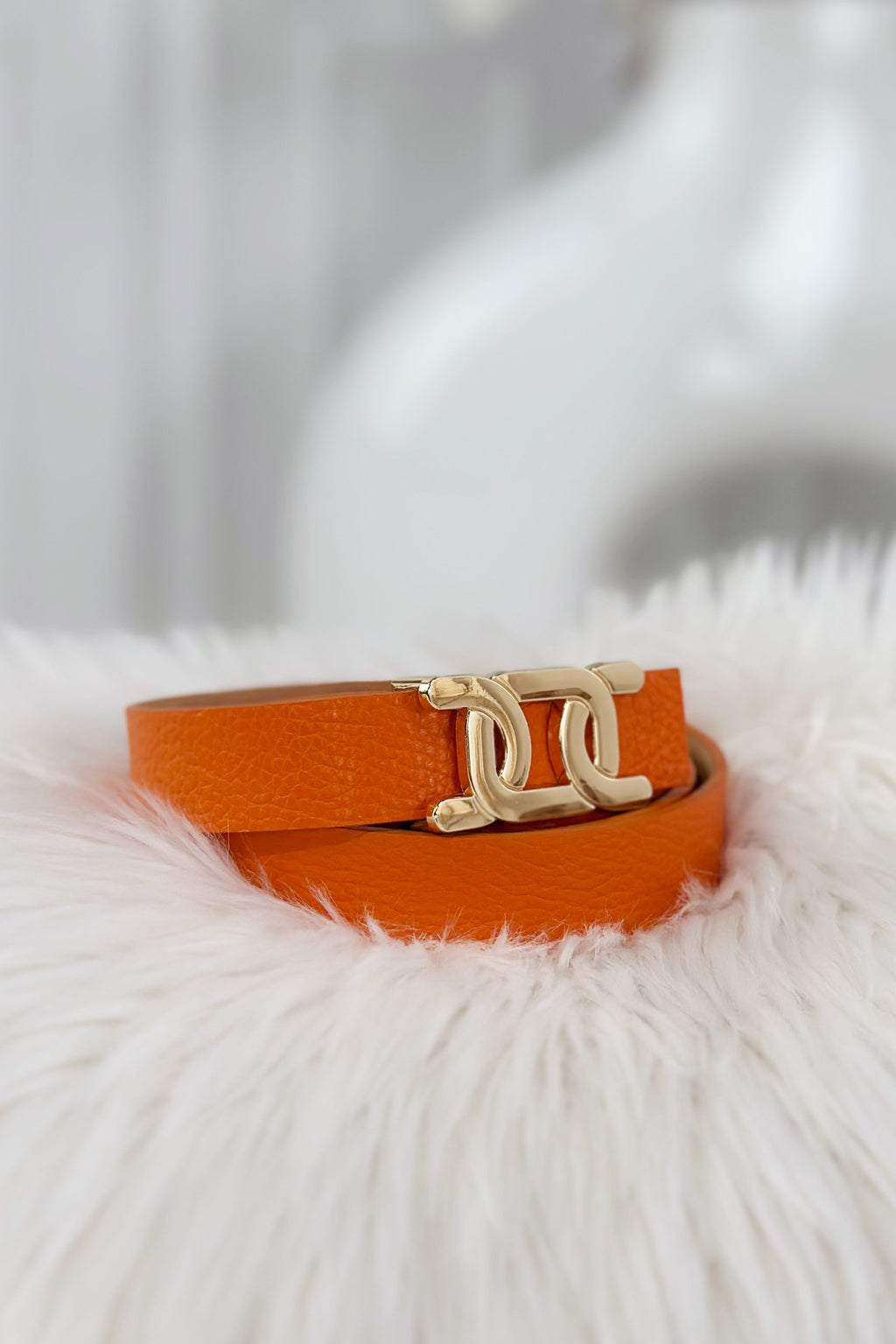 Schmaler Gürtel mit stylischer Schnalle, orange