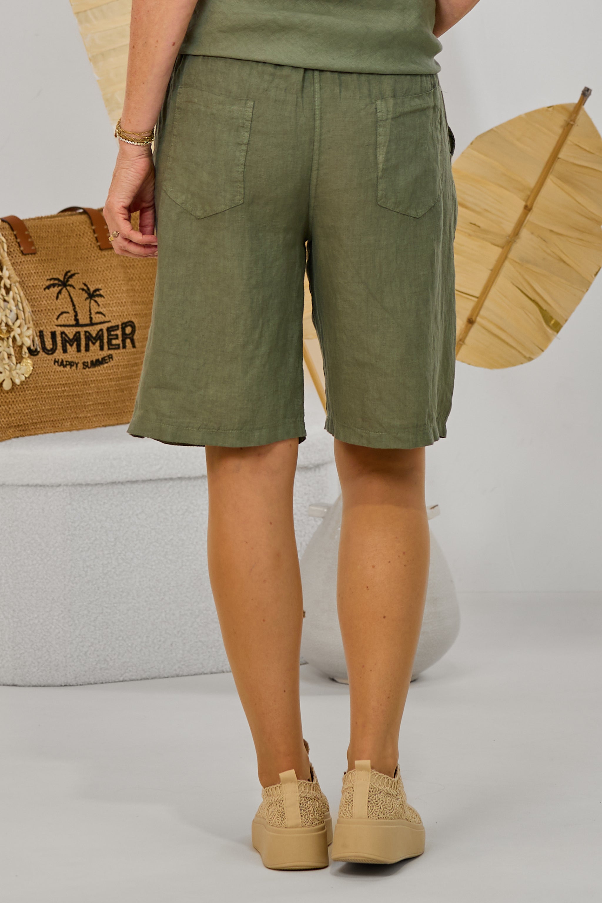 Leinen Shorts mit elastischen Gürtel, khaki