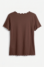 Basic Shirt mit leicht gewellten Abschlüssen - groß, braun