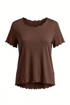 Basic Shirt mit leicht gewellten Abschlüssen - groß, braun