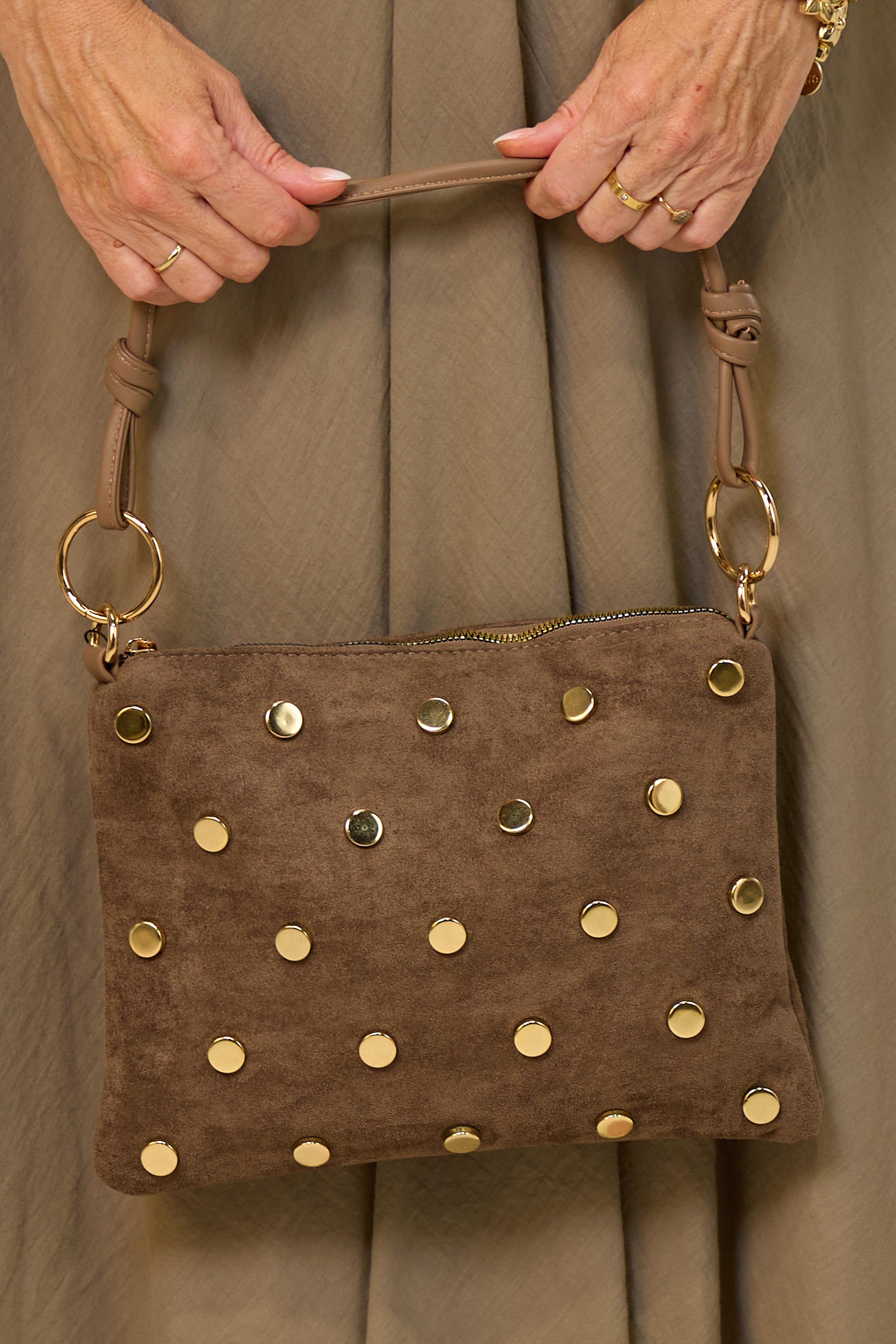 Tasche mit Nieten, taupe-gold