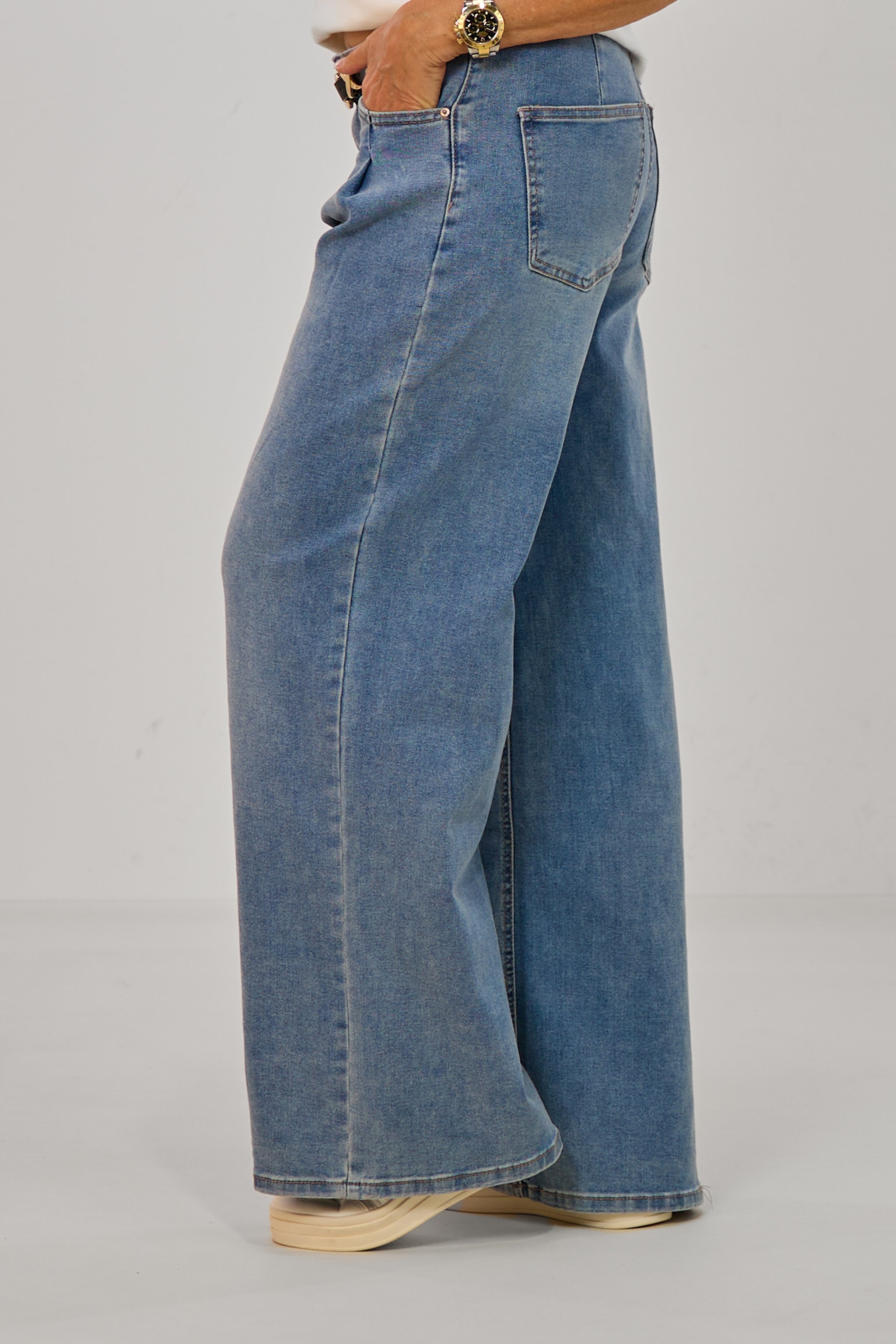 Midwaist Jeans mit weiten Beinen, denim blau