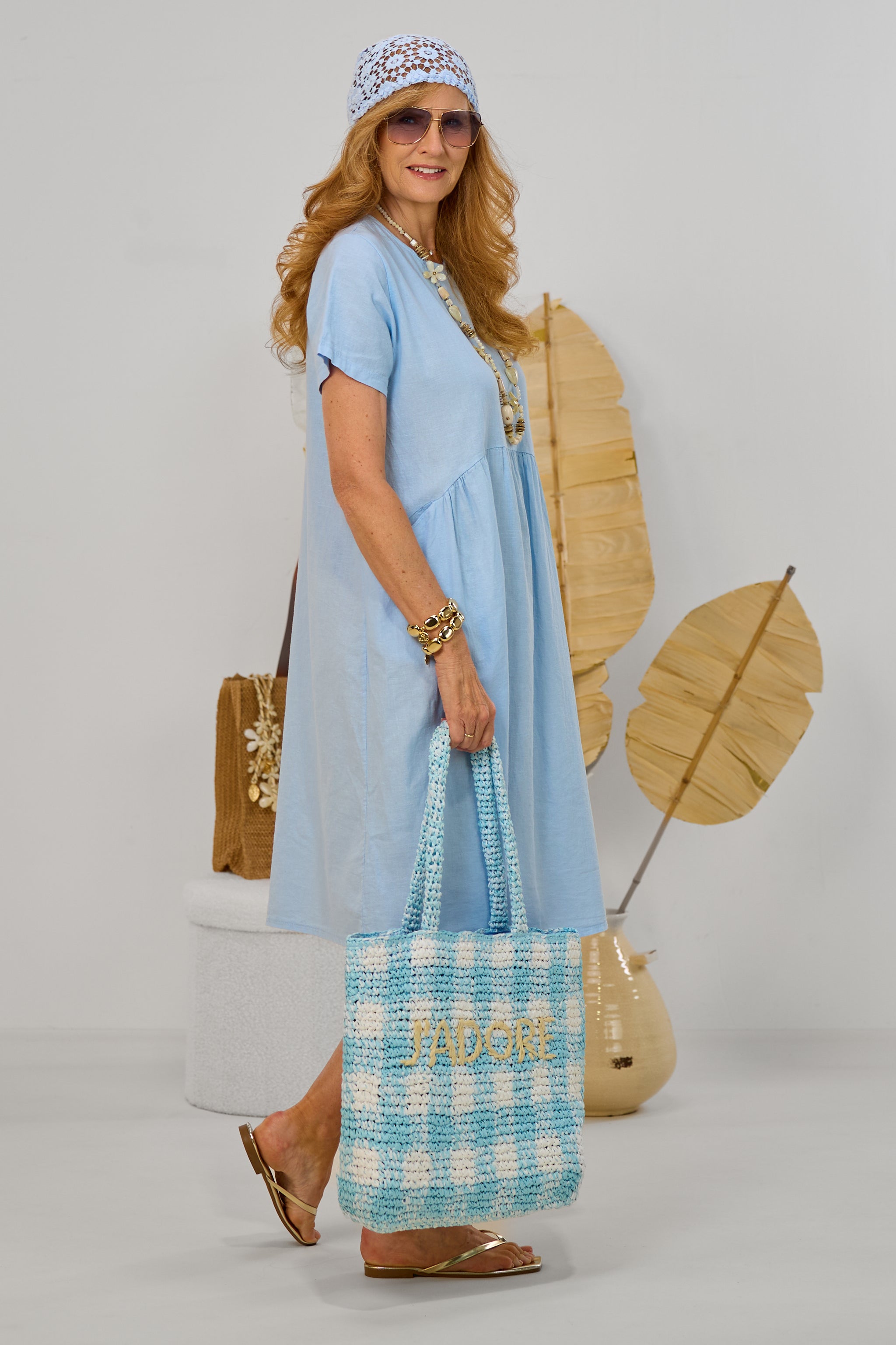 Sommerkleid mit Kellerfalte, hellblau