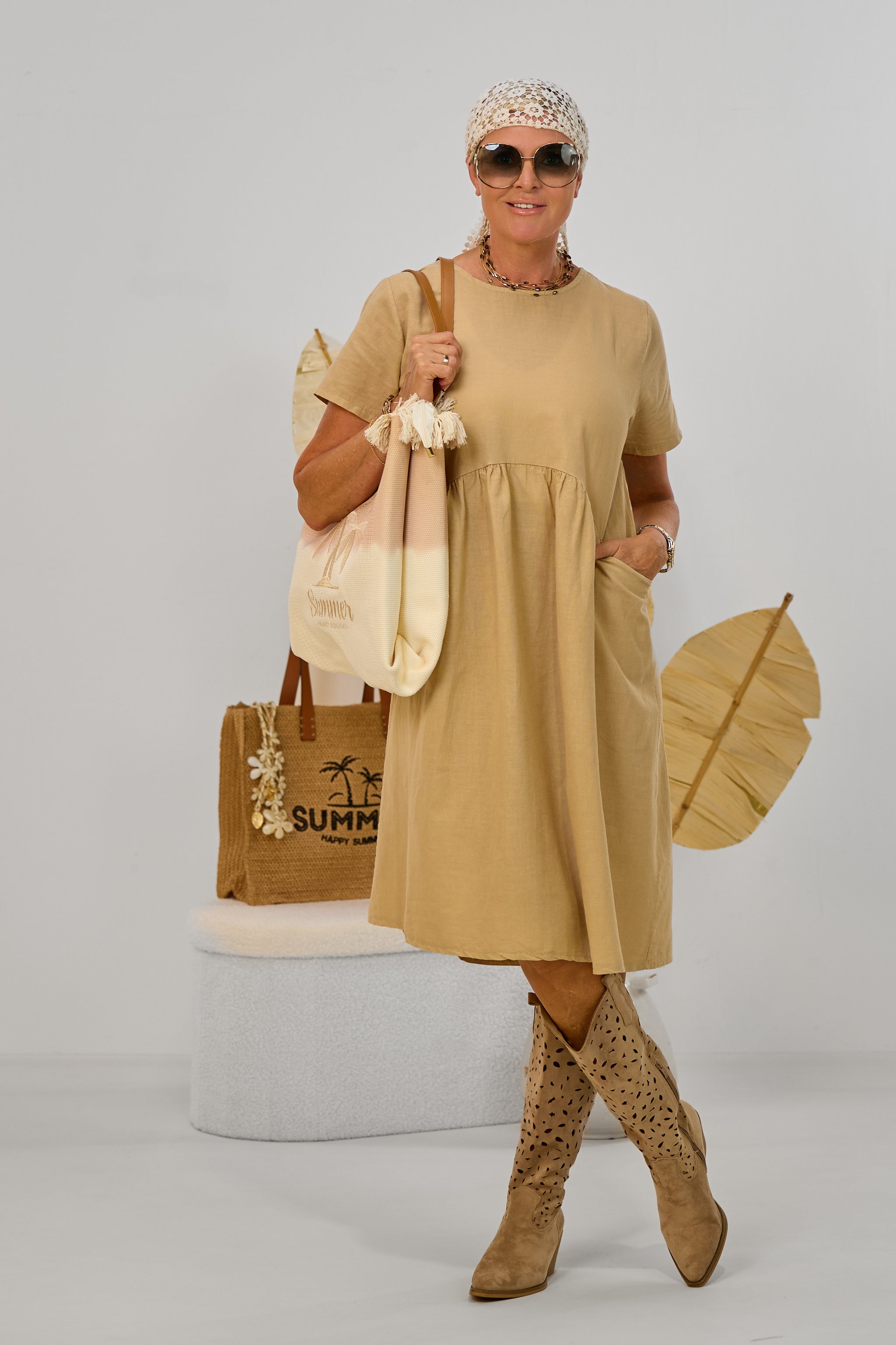 Sommerkleid mit Kellerfalte, camel
