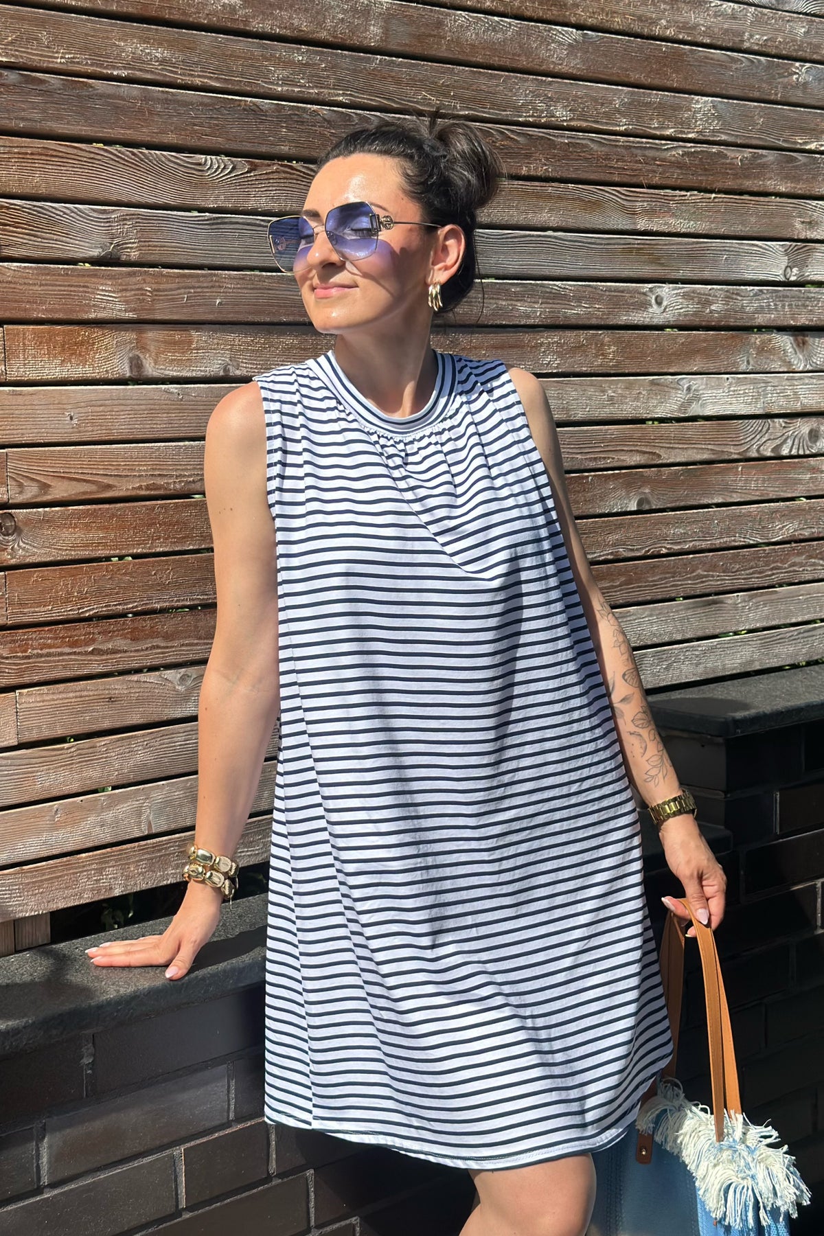 kurzes Neckholder Kleid geringelt, dunkelblau-weiß