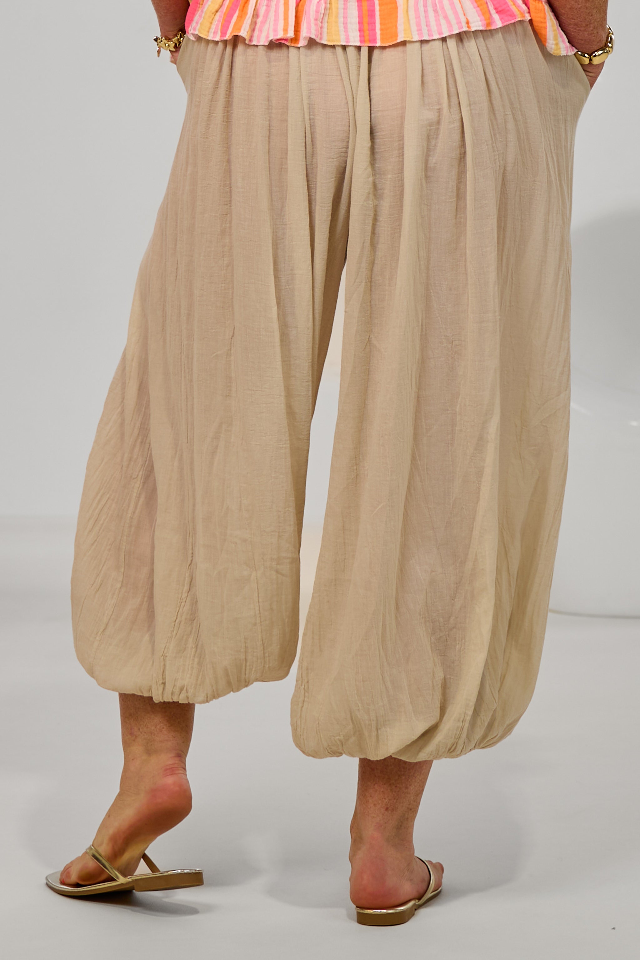 Solid-colored harem pants with drawstring, beige