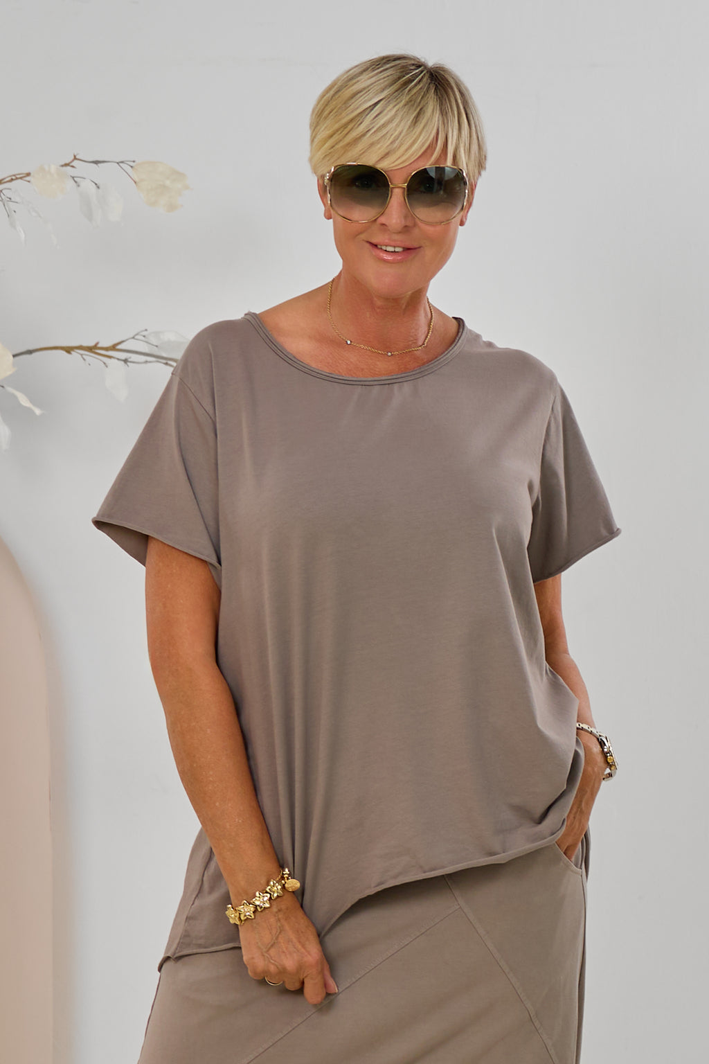 langes oversized Basic Shirt, taupe