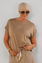 Kurzarm Shirt mit aufgesticktem "Belle", taupe