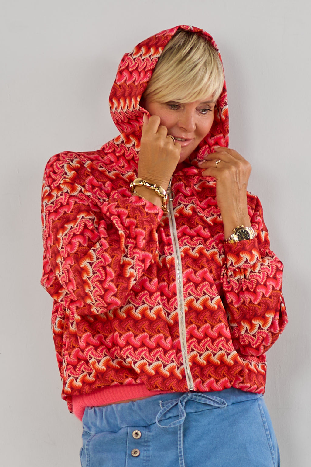 Blouson mit Kapuze im Balloon-Style, rot gemustert