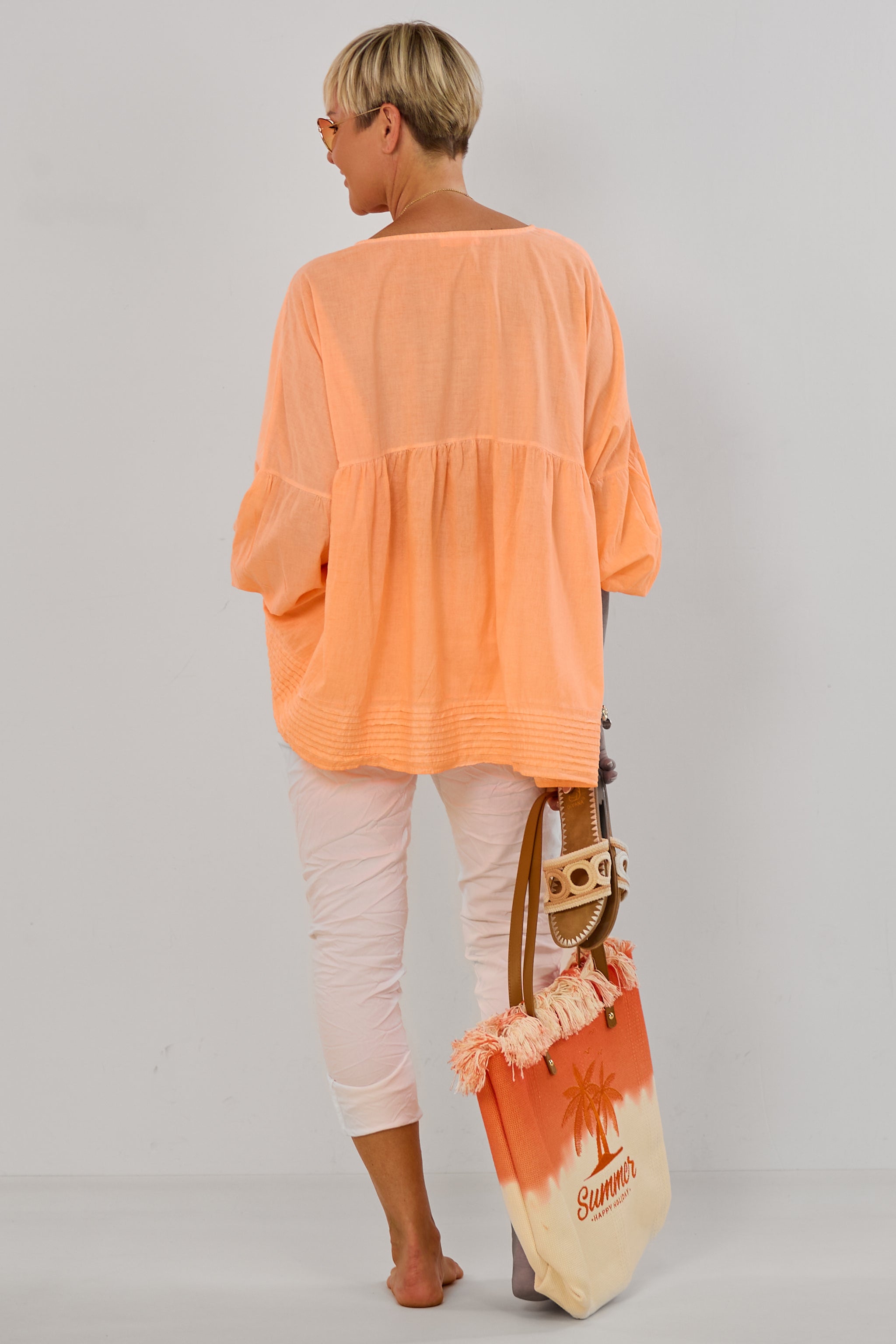 luftige Bluse mit V-Ausschnitt und langen Ärmeln, neon orange