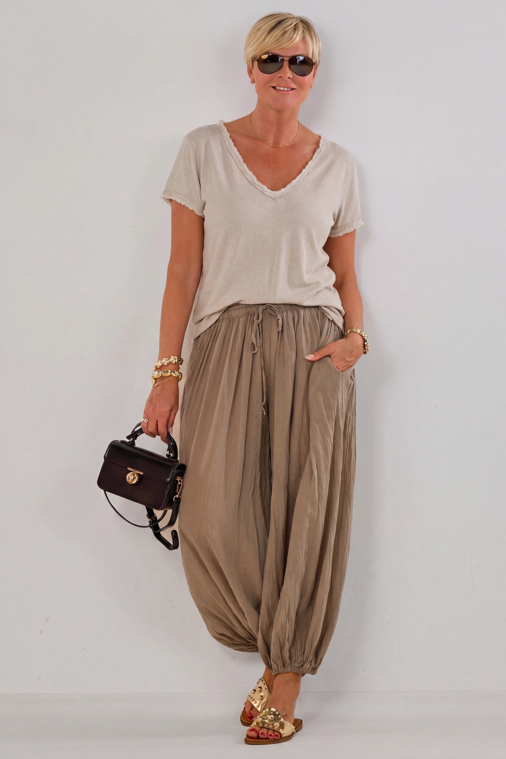 Feinripp T-Shirt mit ausgefranster Bordüre, beige