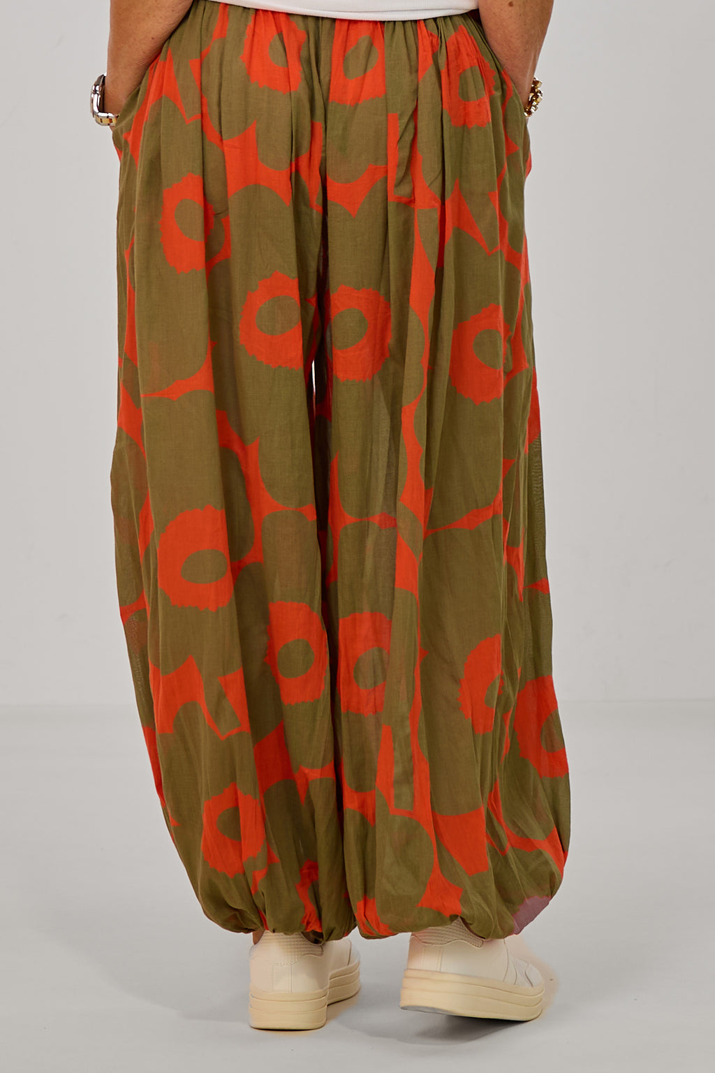 Gemusterte Haremshose mit Kordelzug, khaki-orange