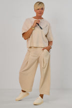 Leichte Hose mit Bundfalten, beige