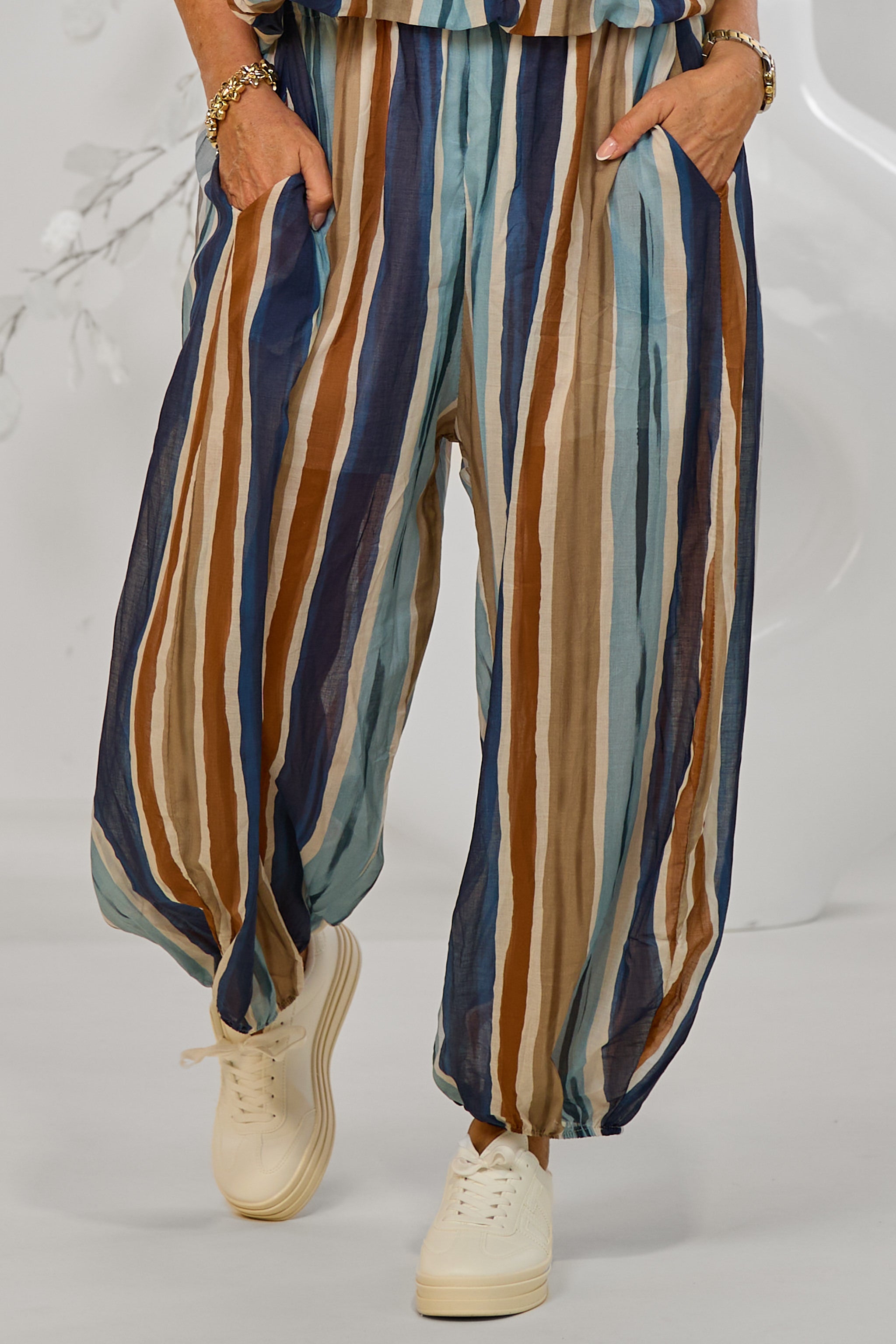 Haremshose mit Längsstreifen, blau-taupe