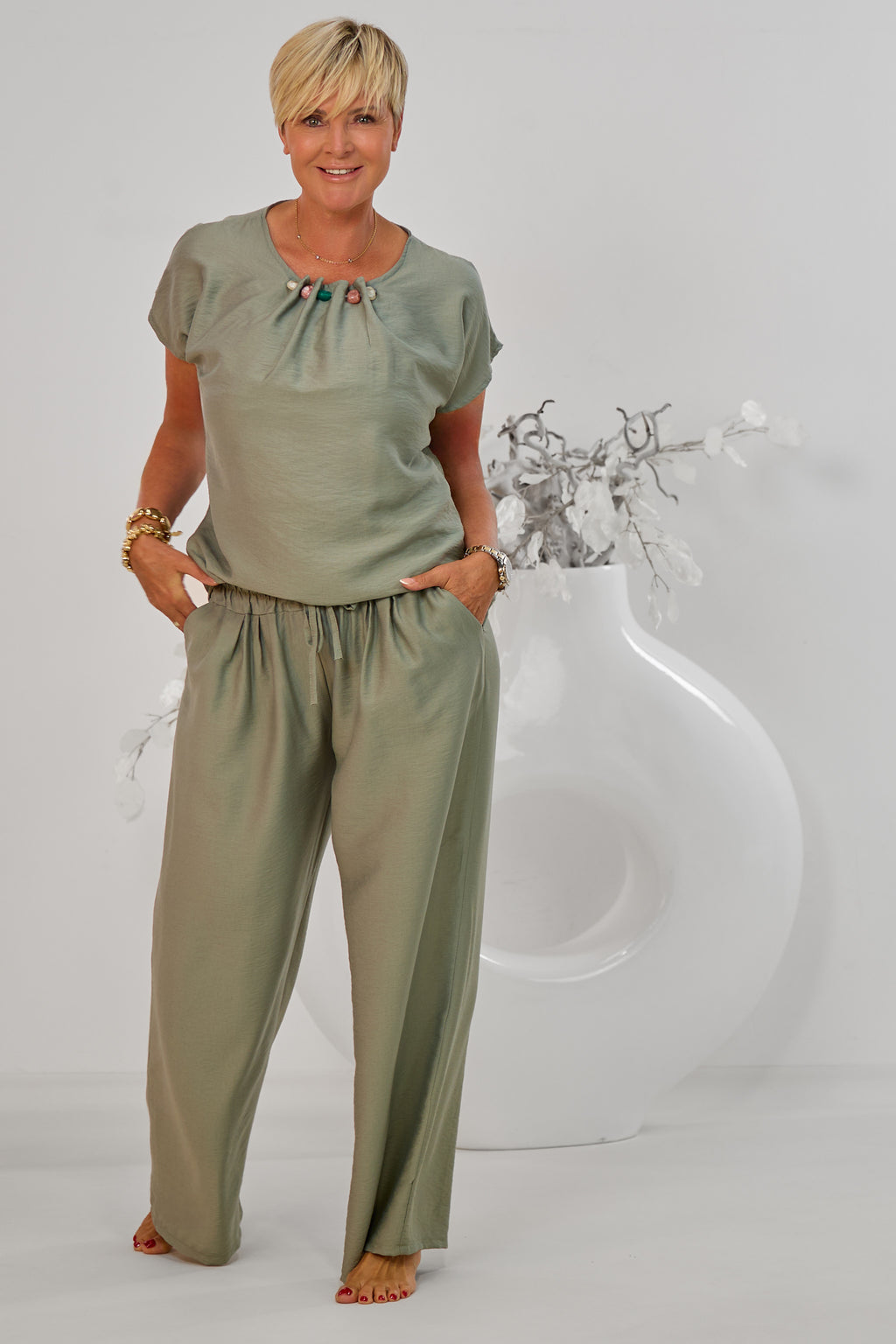 2-tlg. Set aus Bluse und weiter Hose, salbeigrün