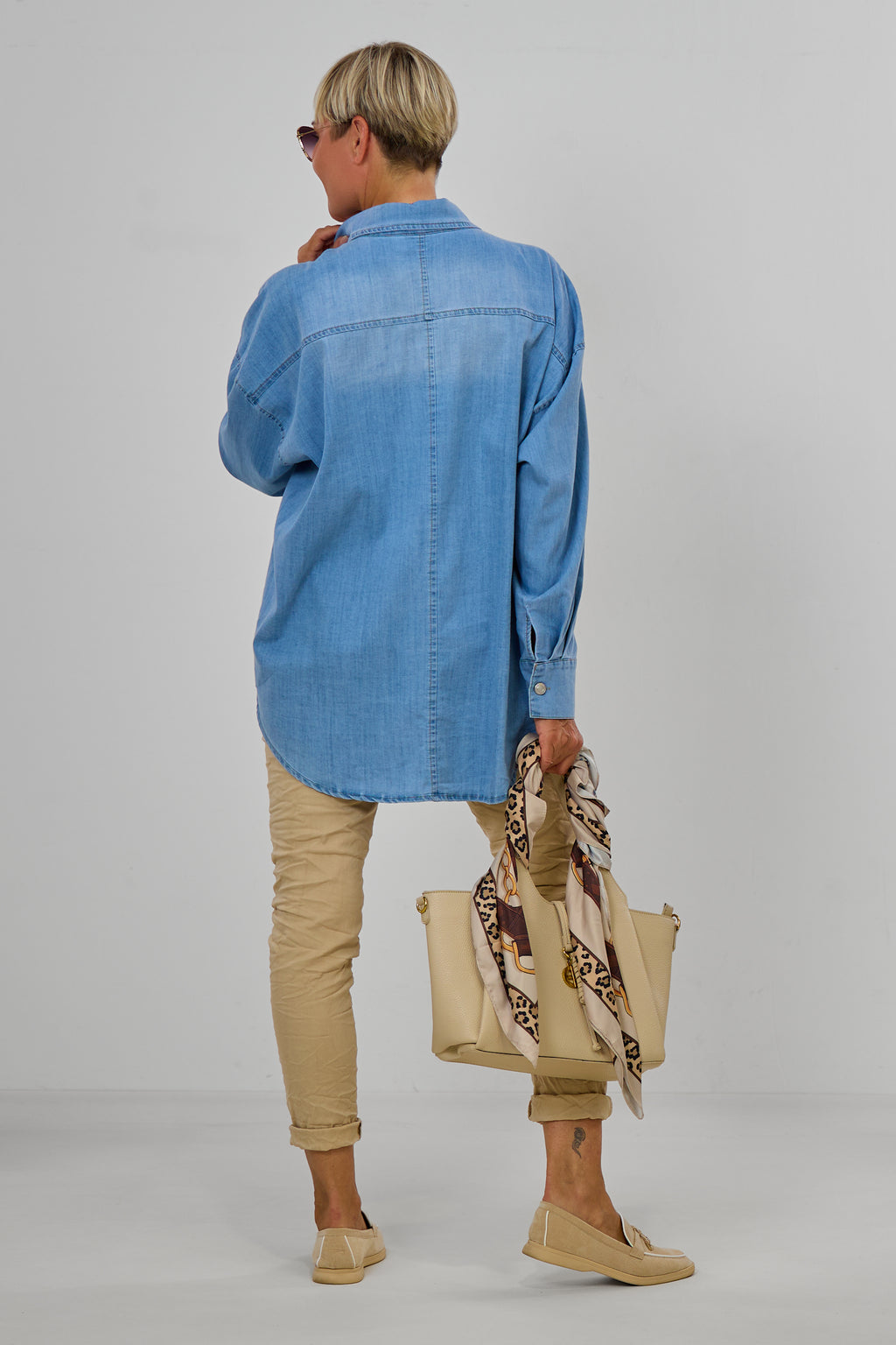 Oversized Jeanshemd mit Blüte, denim blue