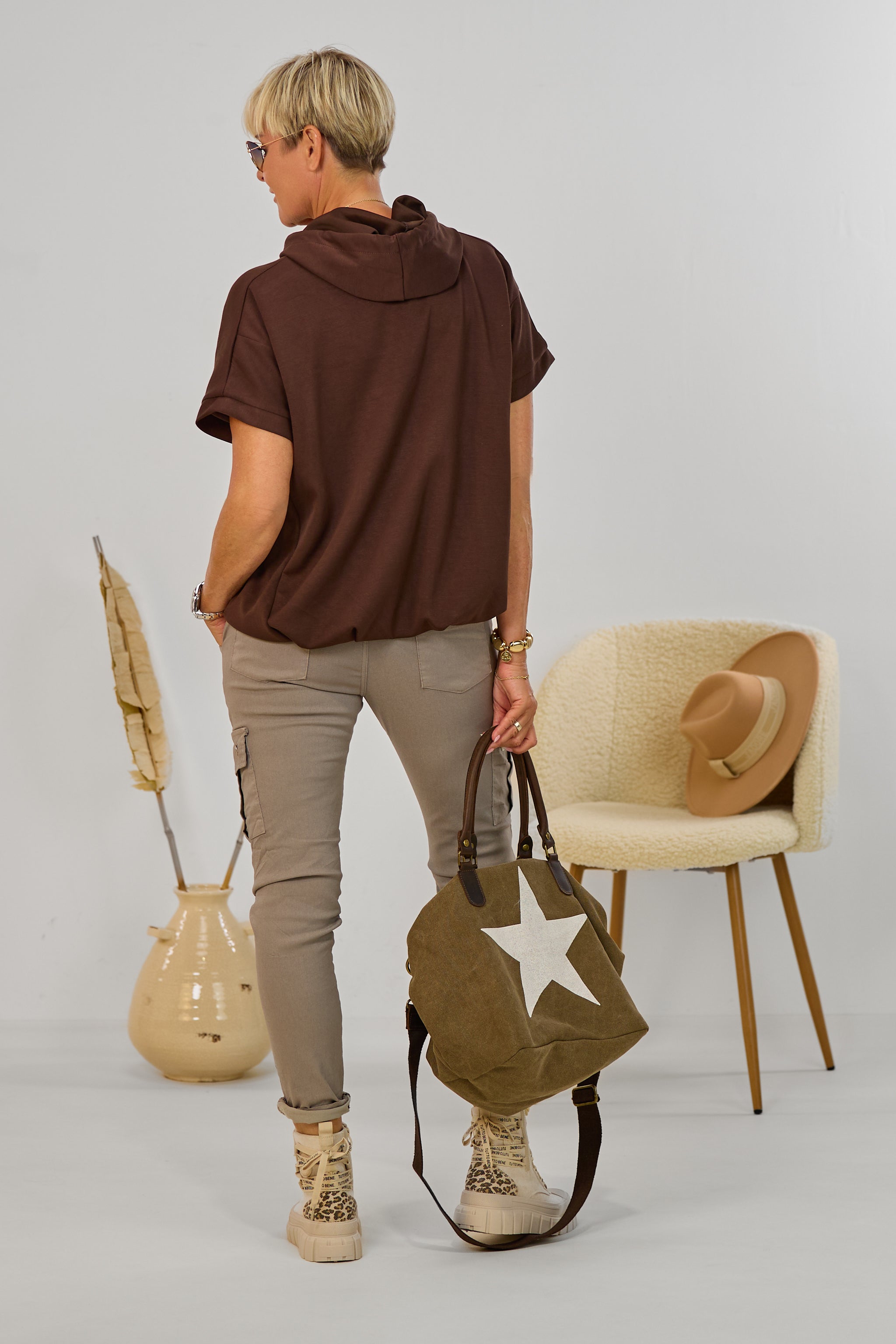 Cozy kurzarm Hoodie im Balloon-Style, schokobraun