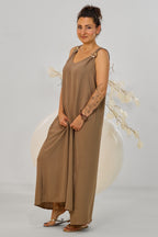 Maxikleid mit Broschen, asymmetrisch, taupe