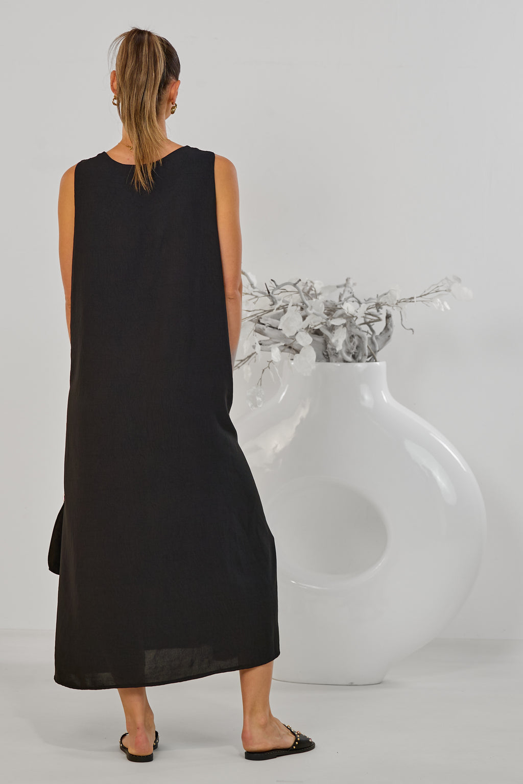 Maxikleid mit Broschen, schwarz