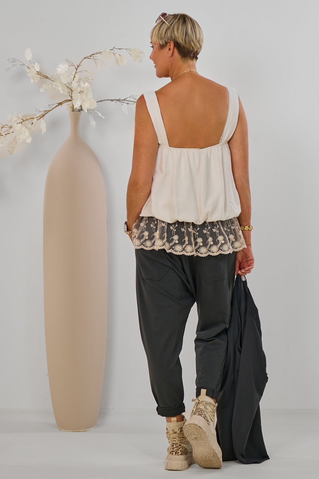 Top im Balloon-Style mit Spitze, beige
