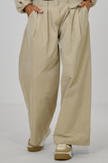 Hose mit breiten Falten am Bund, beige