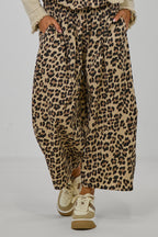 Leichte Hose im Bottle-Style, leo-beige