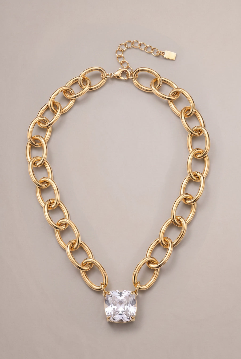 Kette mit großem Stein, gold
