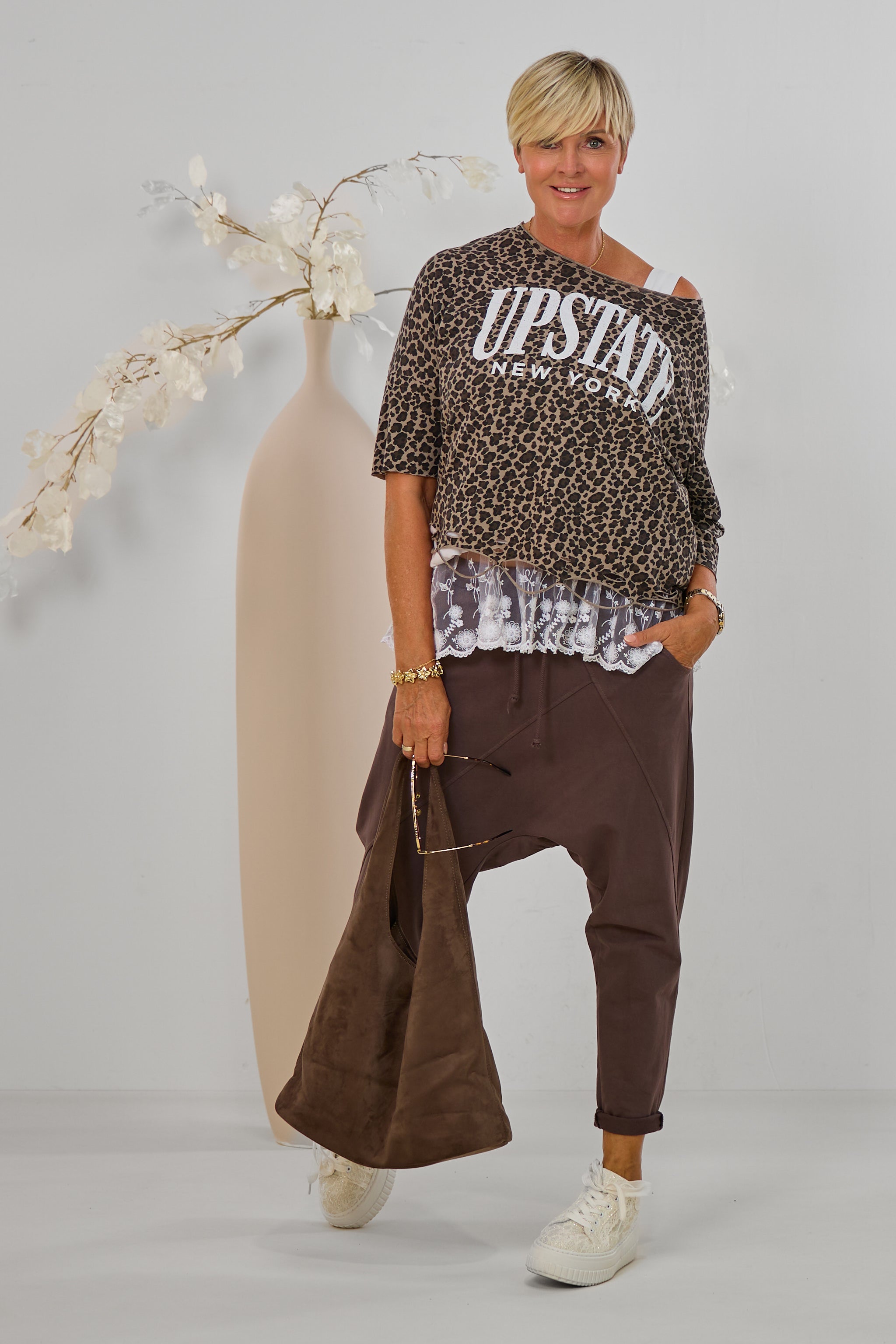 Cut-Out Shirt UPSTATE, leo-taupe-weiß